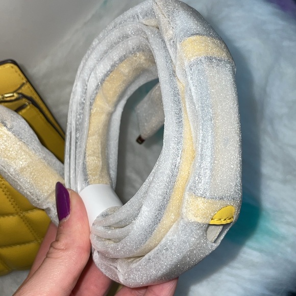 NWT Michael Kors ‘Sheila’ Small Center Zip Non-Leather Satchel - Picture 8 of 14